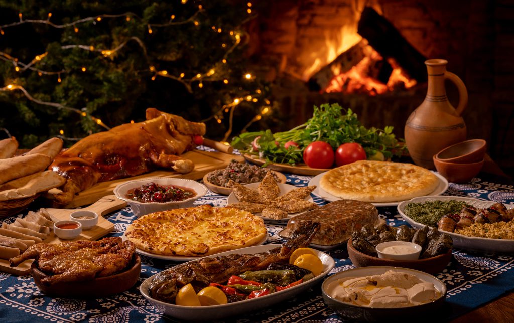 Вкусно поесть в Грузии: ресторан «Maspindzelo». Особая еда и атмосфера в старом городе в Тбилиси. Путеводитель для туристов